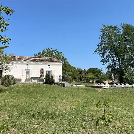Σπίτι διακοπών Charmante Maison Avec Piscine